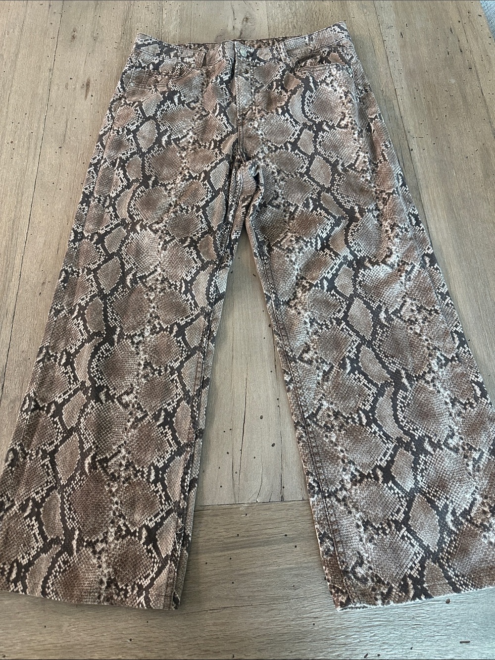 Divided Snake Print Pants